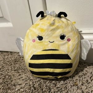 SUNNY THE TYE DYE BEE 7” SQUISHMALLOW